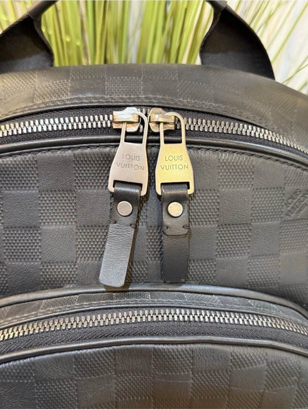 Louis Vuitton Men's Black Damier Graphite Backpack - Picture 2 of 15